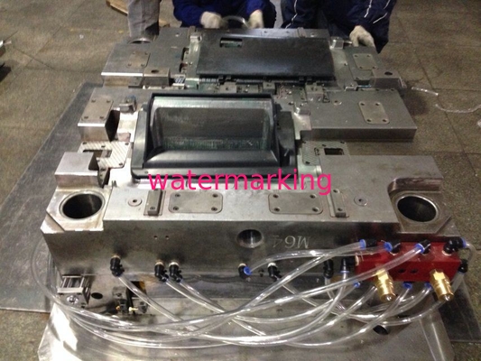 Molde frío de la pieza de automóvil del moldeo a presión del corredor